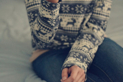 karlottaaa:  I want a sweater like this for