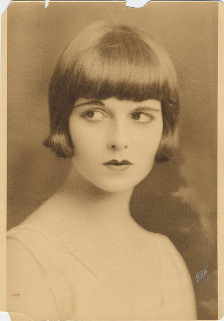 sugarmeows:  Portrait of a very young Louise Brooks, when she was a dance school student 