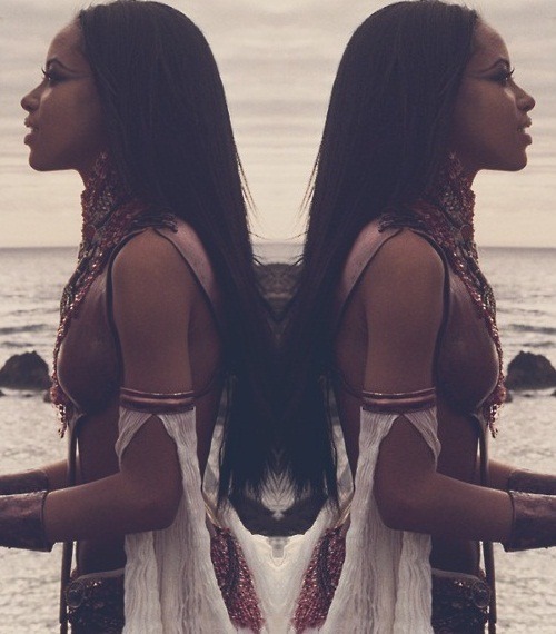 symsosweet:  sugarsweetcoco:  is this aaliyah?  no its Buddha  