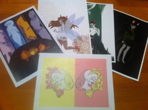 soselfimportant:  sarahfu:  The HOLY DANG WHEN DID I GET THIS MANY FOLLOWERS [HOMESTUCK] GIVEAWAY! Want some prints to put on your wall, or make paper airplanes out of, or regift as a thoughtless holiday present? Then golly gee this giveaway is for you!
