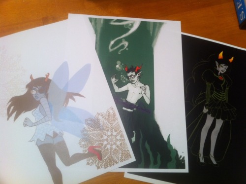 soselfimportant:  sarahfu:  The HOLY DANG WHEN DID I GET THIS MANY FOLLOWERS [HOMESTUCK] GIVEAWAY! Want some prints to put on your wall, or make paper airplanes out of, or regift as a thoughtless holiday present? Then golly gee this giveaway is for you!