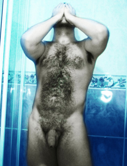 barebearx:  limebear69:  bnikoko64:  I want him …...love  Hot.  ~~~~PLEASE FOLLOW ME ** ~ ♂♂*OVER 17,000 FOLLOWERS~~~~~~ http://barebearx.tumblr.com/ **for HAIRY men & SEXY men** http://manpiss.tumblr.com/ **for MANPISS FUN **        