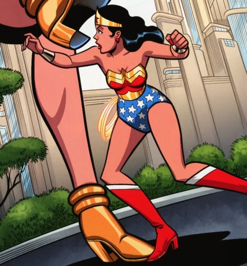 batgorilla:Wonder Woman appeared in the Batman:TBATB comics before she actually appeared in the sh