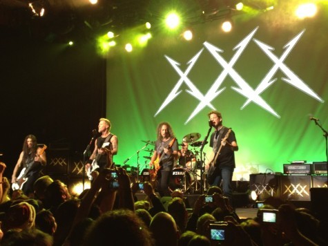 Metallica with Jason Newsted (via BLABBERMOUTH.NET - APOCALYPTICA, SAXON, DIAMOND HEAD Members Perfo