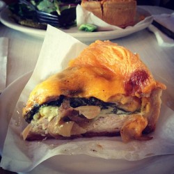 Turkey, onion, and spinach quiche, nomz.