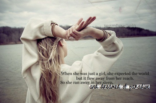 musicandlyricss:  Paradise- Coldplay credits:Rachel Ankney; screamoutinsanity; mydifferentside