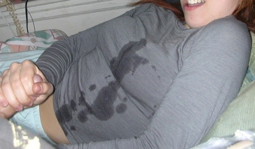 bllfll:  this is me pulling a cum load out of his cock and onto my shirt!