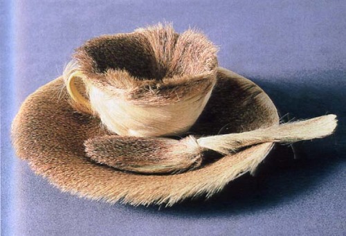 Meret Oppenheim, Object (Luncheon in Fur), 1936