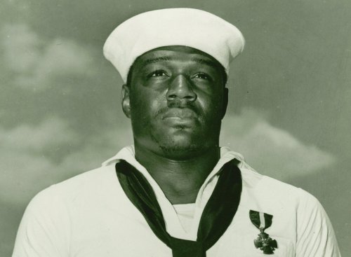 gunsandposes:Up top, that’s Pearl Harbor hero Doris “Dorie” Miller (October 12, 1919 – November 24, 