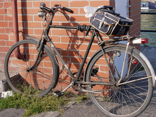 icantthinkofsomethingbeautiful: Vintage bike by Bristolbikes on Flickr.
