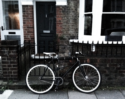 helloemile:  got myself a new bike. couldn’t be happier. london.uk