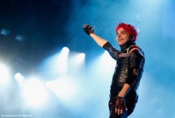 vacationadventuresociety:  (click pic for HQ) Reading Festival, Reading, UK. 26/08/11 