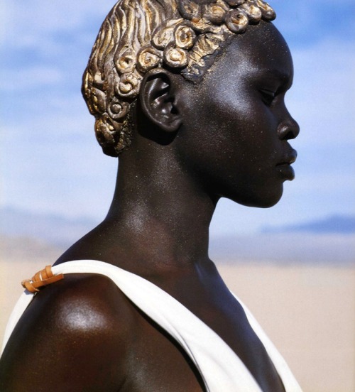 thedeity:Alek Wek photographed by Herb Ritts for Vogue Paris April 1999