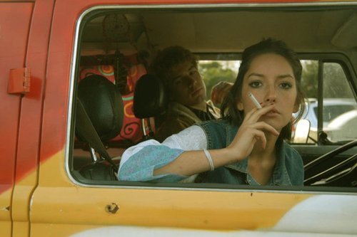 tedio-fome-e-preguica:  Não tenho tempo para lembrar de quem me deixou triste, estou ocupado com quem me faz feliz. (TFeP) 