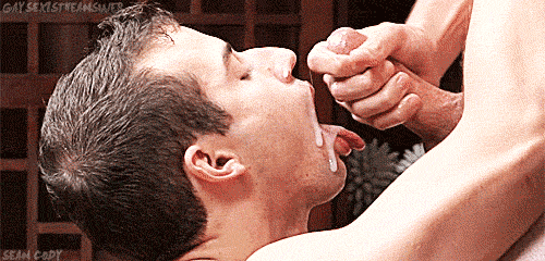 ideepthroat4u:  gabriel-azulado:  Sígueme y te sigo.           Follow me and I’ll