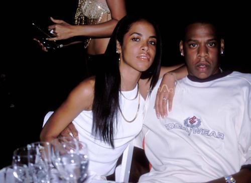 sickaddiktions:  realniggaz:  Aaliyah &amp; Jay-Z  A before Bey