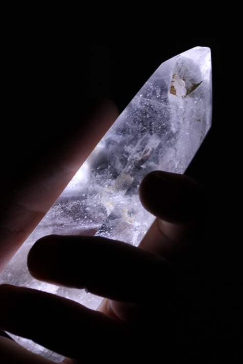 anor-londo:  Metura Crystal by ~skyyhedgie 