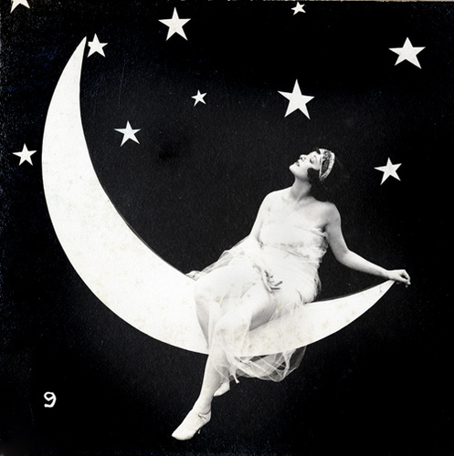 Sex lacyceleste:  Lady on the Moon. 1920’s pictures