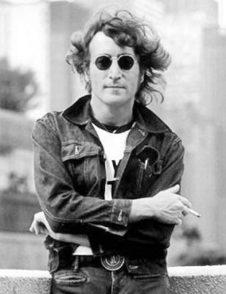 eban451:  samarakris:  R.I.P John Lennon