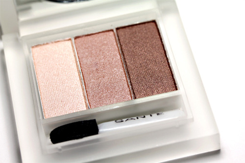 cl-a-s-s-y:  beige - pink - brown eyeshadow 