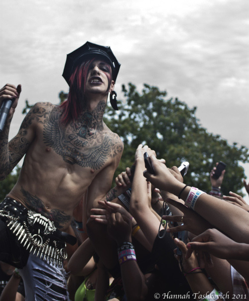 fuckyeahjayyvonmonroe:  I don’t repost photos, but I need to bring this one back.