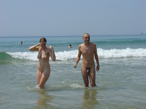 terracottainn:  Try a nudist resort/nude beach vacation, you’ll love it.  MC http://sunnyfun.com  surf’s up