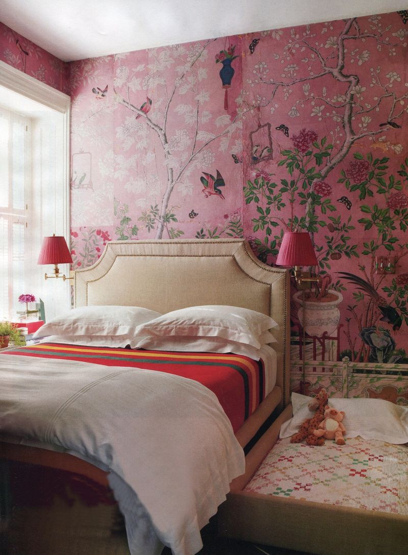 The Aestate  Love this vintage pink chinoiserie wallpaper