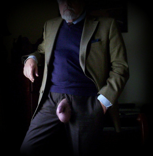 http://senioretgay2.tumblr.com/post/13976734998