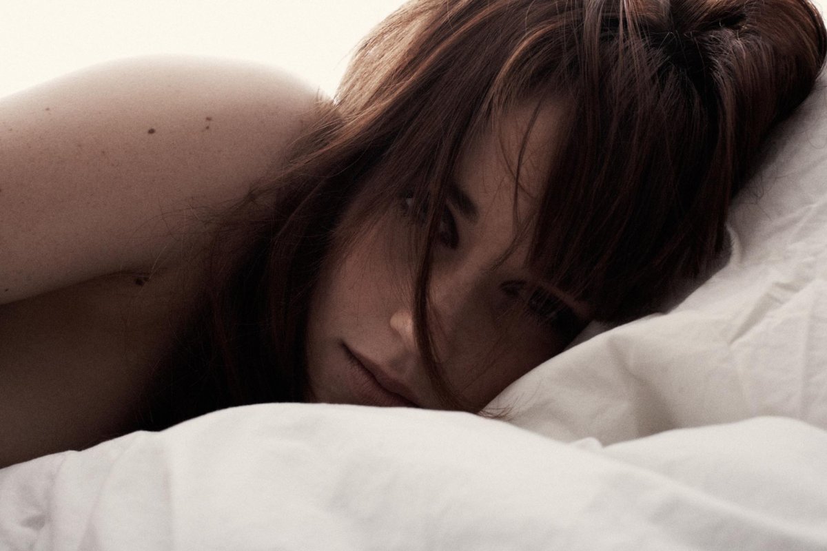 carmelodonatophotography:  Caitlin Lyon Morning After 