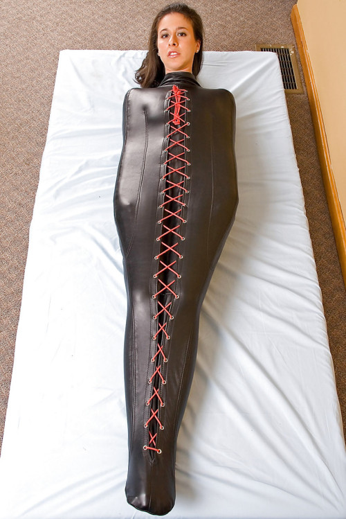 sentencedtobondage:  Article : 083 Name : Anita Blanchard Age : 24 Crime : False