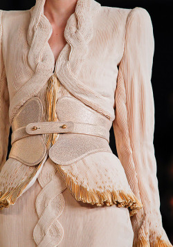 samantha-meow:  McQueen Spring 2012 