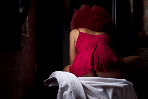 akilivisual:  Visual Friday (After Dark) “Crimson Morning” Featuring: Nicole Renee Russo Photographs: AkiliVisual 