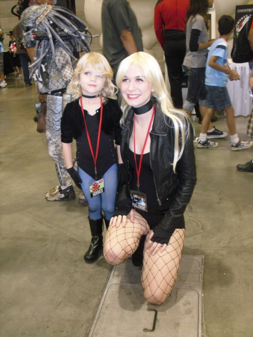 lusilly: firefly20ffm: ealperin: gailsimone: gwenfrankenstien: [A young girl dressed as Black Canary