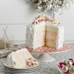 prettygirlfood:  Layered Peppermint Cheesecake