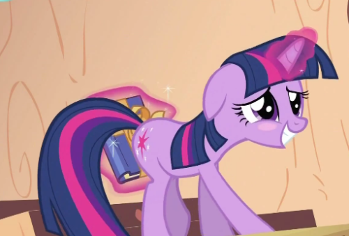 blankflank:  sturmpony:  Twilight Sparkle is totally cute: the blog.  why do i not remember her wearing that party hat…  She is so precious, god i can hardly withstand it 