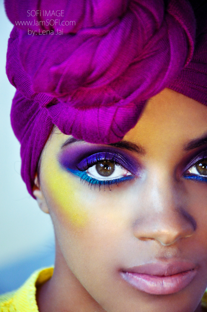 pic is hot. make up is killer
“ http://if-sofi.tumblr.com/
”