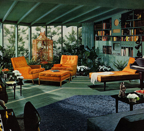 atomicdesert:  Mid-Century Living Room by Adorevintage on Flickr. 