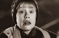 gifs-gifs-gifs-gifs-gifs:    You can mess with a lot of things, but you can’t mess with kids on Christmas Top 10 Christmas Movies → Home Alone 2: Lost in New York (1992)