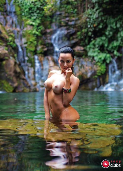 http://exoticaplus.tumblr.com/post/14108967587