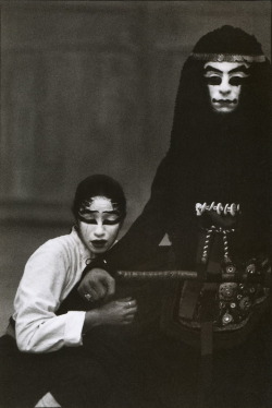 sacraments:  Martine Franck, Iphigenia in