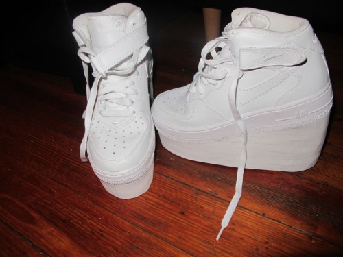 fashionvictime: I want these shoes!!! Stylist Vashtie is wearing custom made Nike Air Force Ones and