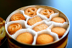 dearscience:  danish butter cookies (extra rich) (by Simply Stardust) 
