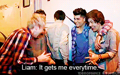 1derfulnemi:  nipstaplease:  GOLDEN  I think thats pretty cute. But it kills me when
