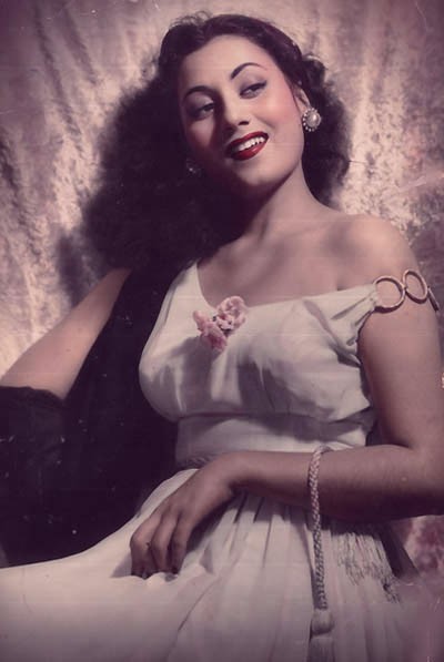 curvyswervydames:Mumtaz Jehan Begumi Dehlvi aka Madhubala. The Queen of Romance & The original V