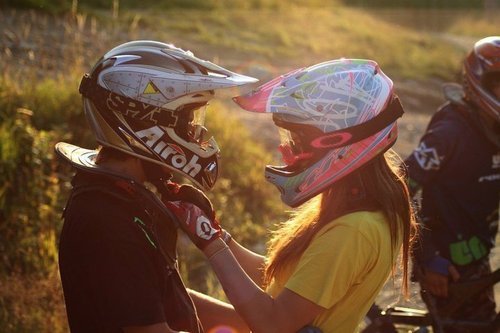 bikemad: runyoudown:  This would actually be prime as fuck, shame there’s like 2 girls my age in Aus