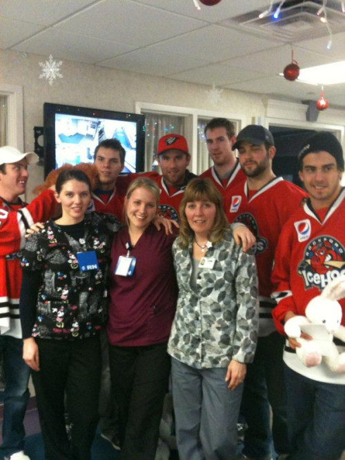 From the @goicehogs twitter feed: :#IceHogs Connelly / Morin / Stanton / Hayes / Bollig / Pirri delivering teddy bears & showing holiday spirit at Rockford Memorial
* * *
WTG, guys. :)