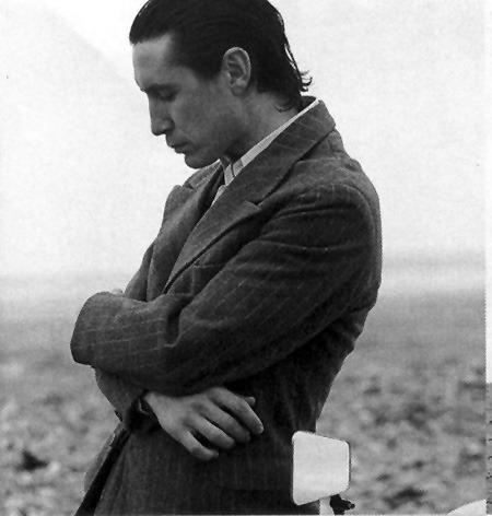 mcgannlibrary:Photos by Tim Richmond (1992)(also posted on paul-mcgann.ucoz.ru)Rebloggin