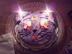zombieweed:  Sailor Moon Cake  <3