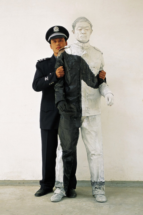 alecshao:  Liu Bolin, Invisible Man 