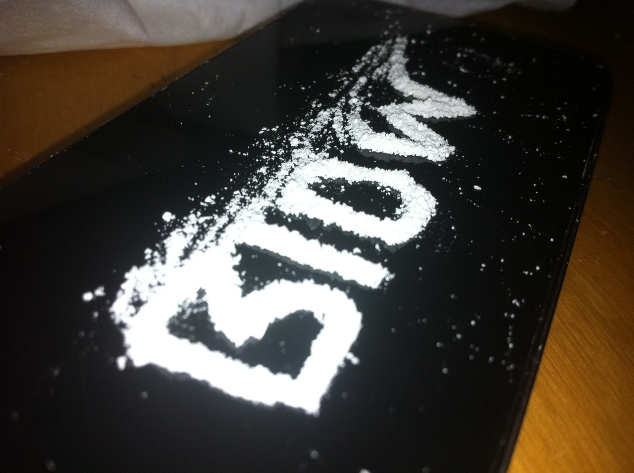 marvinsroom137:  x  Even though I&rsquo;m herbal only..this shit made me giggle..